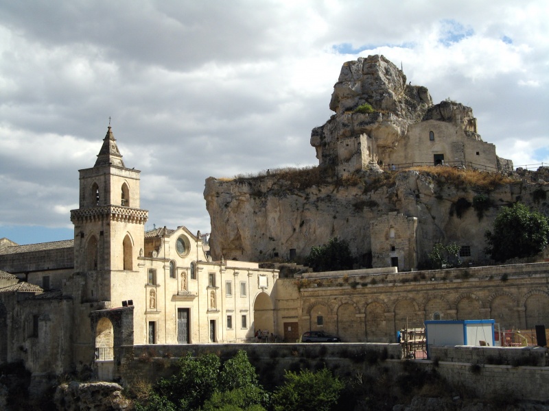 File:Matera - Chiesa.jpg