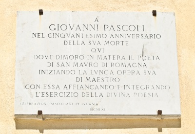 Matera - Lapide a Giovanni Pascoli - Palazzo del Governo.jpg