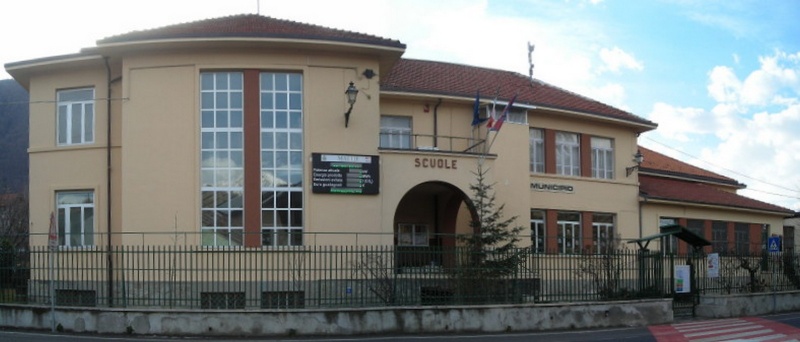 File:Mattie - Palazzo Comunale.jpg