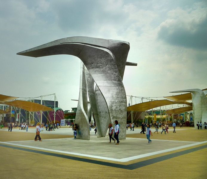 File:Milano - Expo Milano 2015 - Piazza Italia 1.jpg