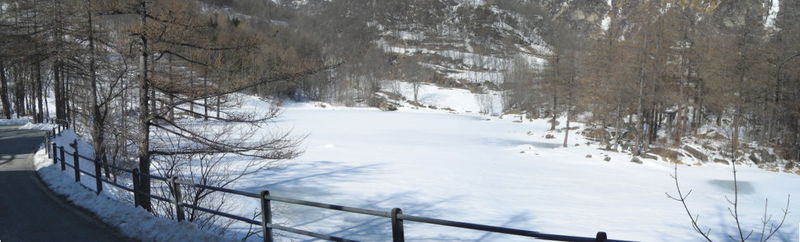 File:Moncenisio - Lago Grande.jpg