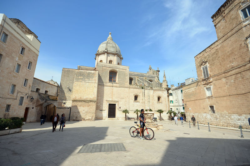 File:Monopoli - Largo Palmieri 3.jpg