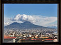 Napoli - Panorama città con Vesuvio.jpg