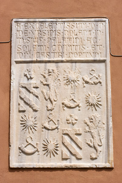 File:Nettuno - Lapide Palazzo Orsini.jpg