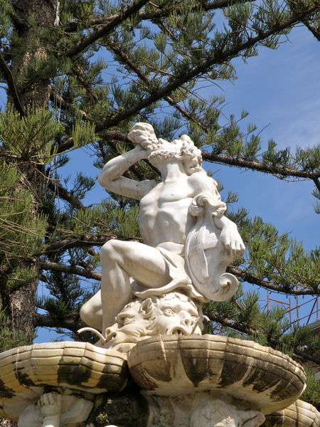 File:Noto - Fontana.jpg