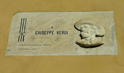 Novi di Modena - Lapide a Giuseppe Verdi.jpg