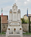 Nuvolera - Monumento ai Caduti.jpg