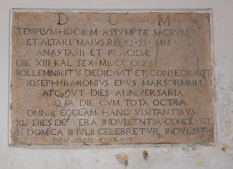 File:Opi - Lapide in latino.jpg