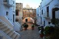 Ostuni - Largo Arcidiacono Teod. Tronchera - centro storico.jpg
