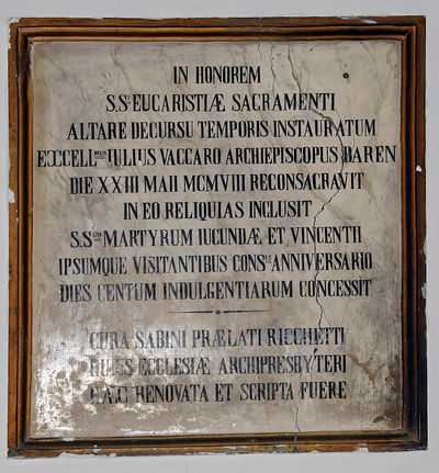 Palo del Colle - per kla consacrazione altare cripta.jpg