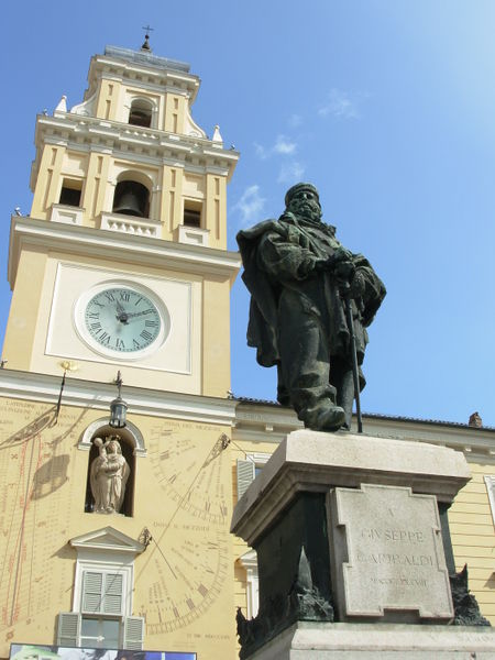 File:Parma - Monumento a Garibaldi.jpg