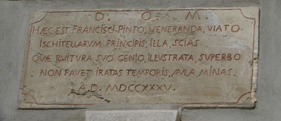 Peschici - Lapide nel centro storico.jpg