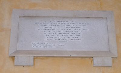 Peschiera del Garda - Lapide Nr 1 - Posta sul Municipio.jpg