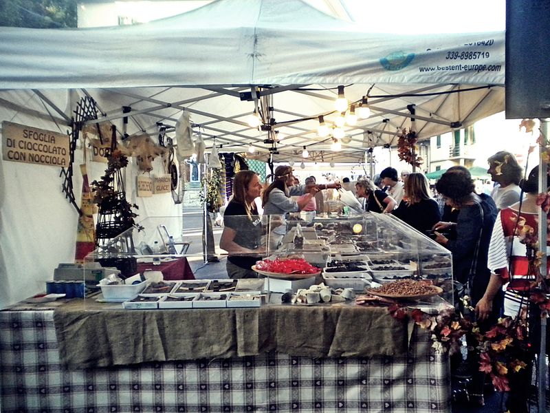 File:Poggio a Caiano - Assedio alla Villa - Assedio alla Villa 087.jpg