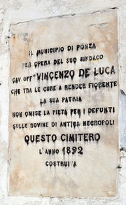 Ponza - V. De Luca.jpg