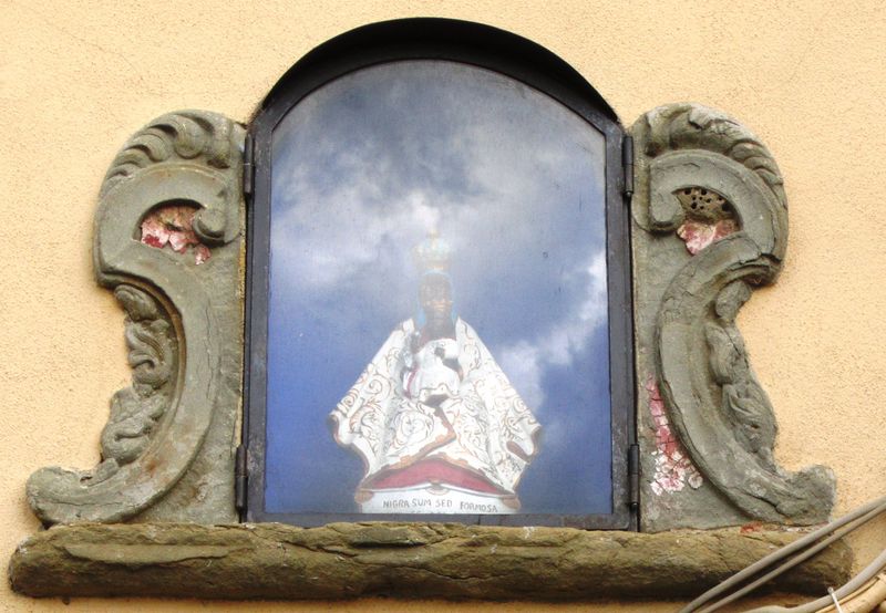 File:Poppi - edicola votiva 6.jpg