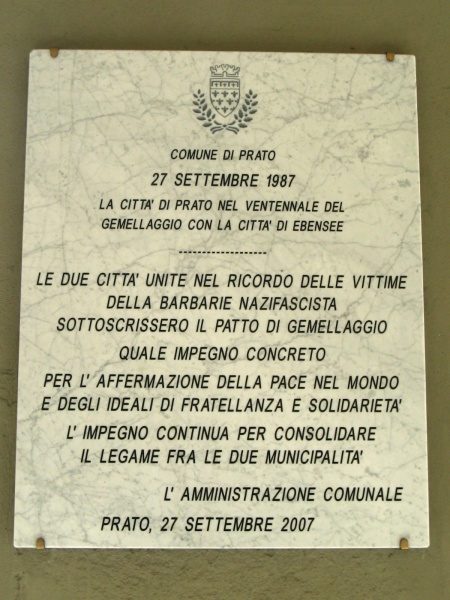 File:Prato - Lapide gemellaggio.jpg