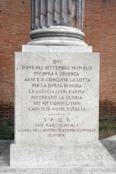Roma - in ricordo dei caduti II guerra mondiale - porta san paolo.jpg