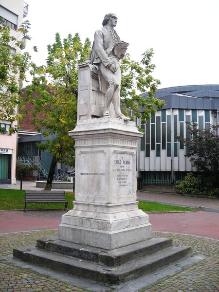 File:Saluzzo - A Carlo Denina.jpg