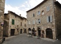 San Gemini - Piazza Garibaldi.jpg