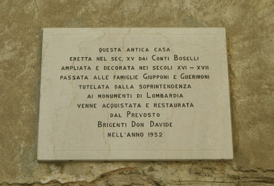 San Giovanni Bianco - Lapide sulla casa del Prevosto.jpg
