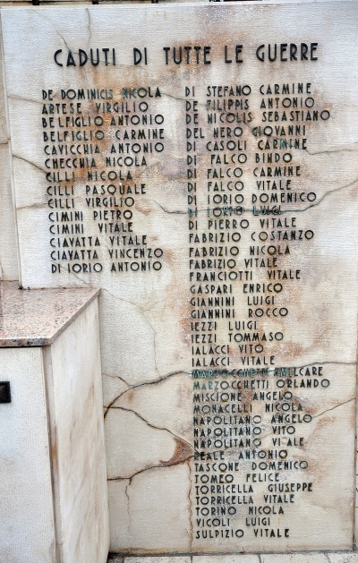 San Salvo - Lapide Monumento Caduti in Guerra.jpg