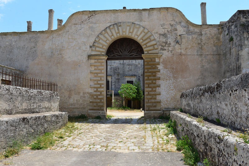 File:Sanarica - Palazzo Ducale.jpg