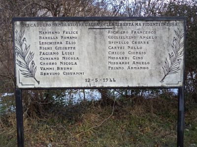 Sant'Antonino di Susa - Lapidi Commemorative - Lapide commemorativa ai Caduti del 12 Maggio 1944.jpg