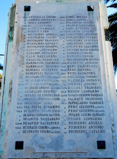 Sava - Monumento agli Eroi di Sava - lapide sul monumento - 2.jpg