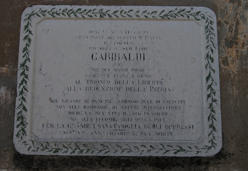 File:Solferino - In via Garibaldi.jpg