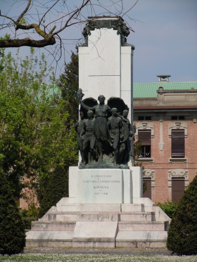 Soragna - Lapide ai caduti.jpg