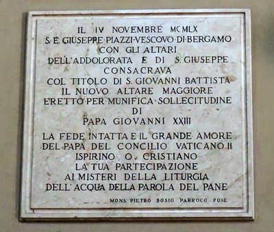 Sotto il Monte Giovanni XXIII - Lapide all'interno del santuario.jpg
