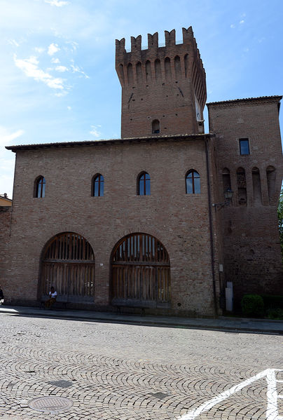 File:Spilamberto - Torrione 4.jpg