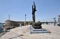 Taranto - Monumento Forze Navali 3.jpg