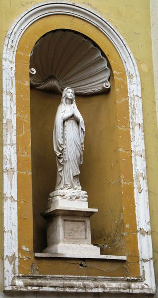 File:Tivoli - edicola votiva 36.jpg