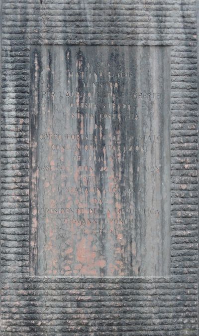 Tonezza del Cimone - Costruzione strada - Confine con Comune di Arsiero.jpg