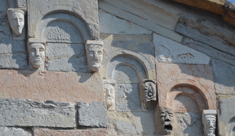 File:Toscolano-Maderno - Chiesa Sant' Andrea.jpg