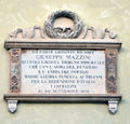 Trevi - Lapide a Giuseppe Mazzini - Facciata municipio.jpg