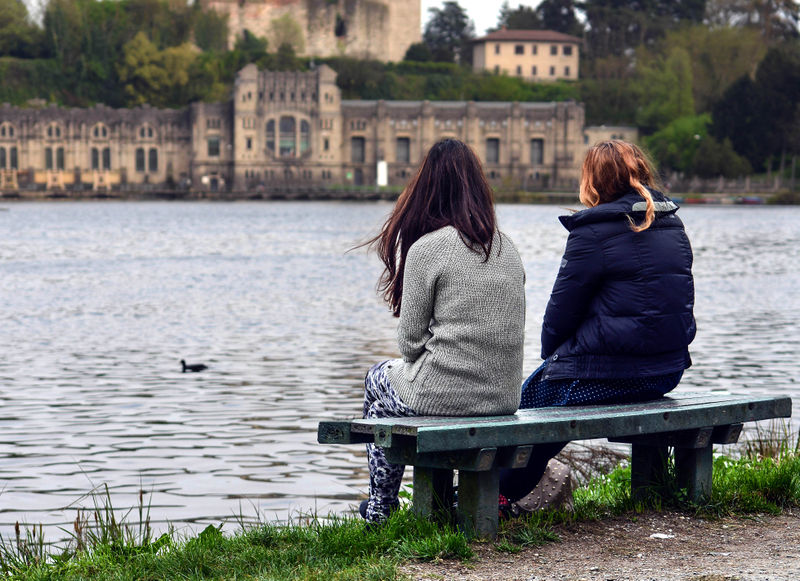 File:Trezzo sull'Adda - Centrale Taccani.jpg