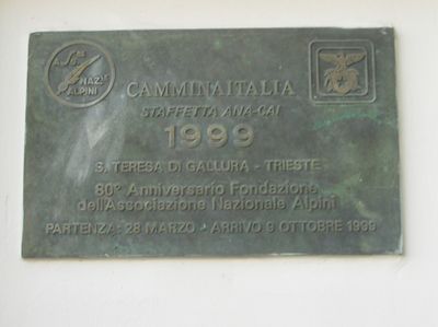 Trieste - Lapide CamminaItalia.jpg