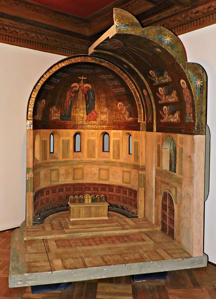 File:Trieste - Modello di abside.jpg