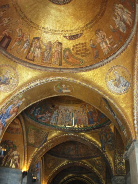 File:Venezia - Basilica di San Marco - l'atrio coi mosaici.jpg