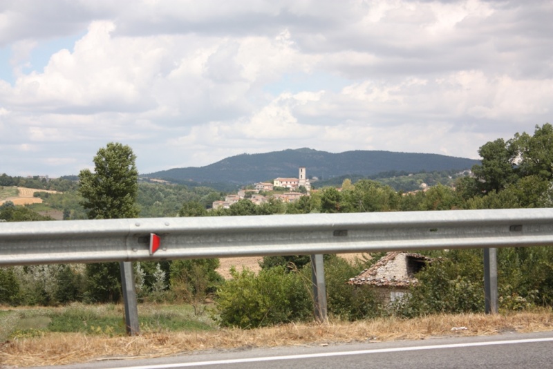 File:Vinchiaturo - Panorama 1.jpg